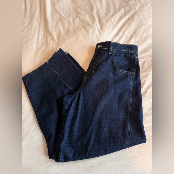 BDG Logan Twisted Buckle Barrel Jeans / Dark Denim Size 33 - Picture 2 of 8